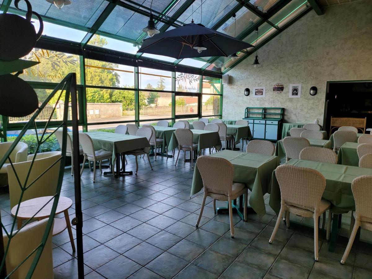L'Auberge De L'Olive Dompierre-sur-Besbre Εξωτερικό φωτογραφία