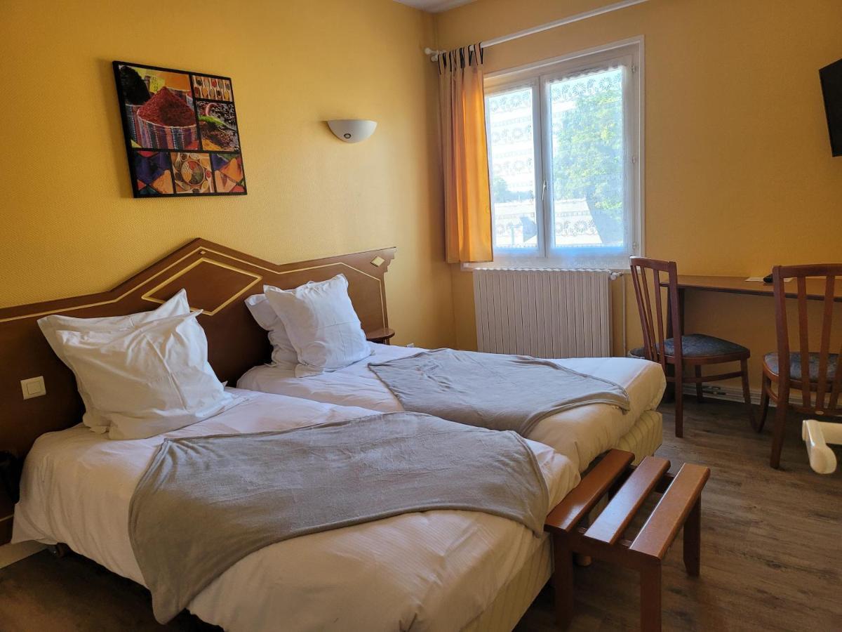 L'Auberge De L'Olive Dompierre-sur-Besbre Εξωτερικό φωτογραφία