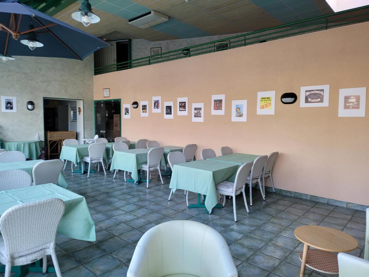 L'Auberge De L'Olive Dompierre-sur-Besbre Εξωτερικό φωτογραφία