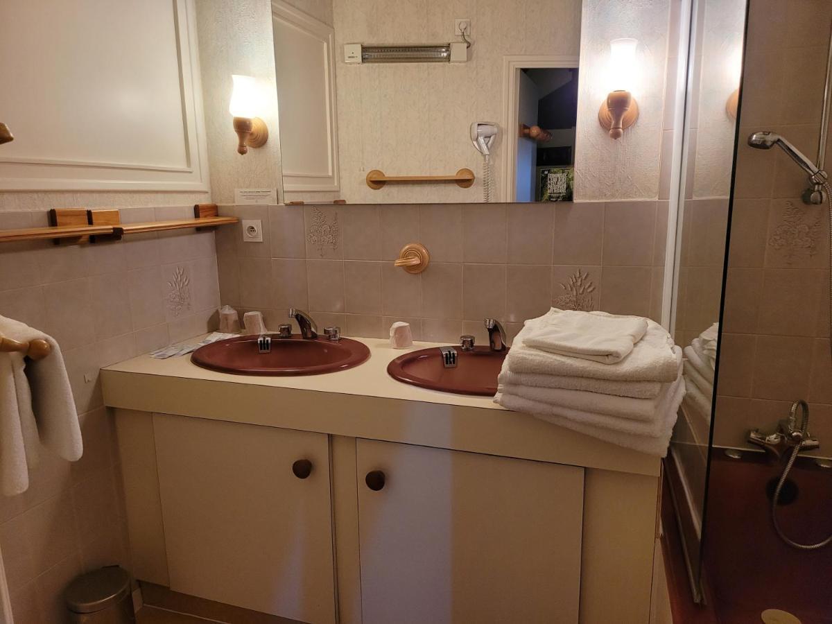 L'Auberge De L'Olive Dompierre-sur-Besbre Εξωτερικό φωτογραφία