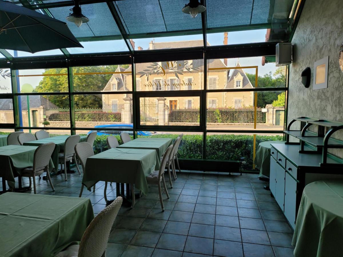 L'Auberge De L'Olive Dompierre-sur-Besbre Εξωτερικό φωτογραφία