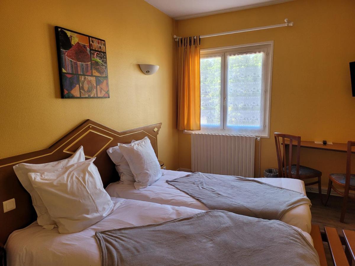 L'Auberge De L'Olive Dompierre-sur-Besbre Εξωτερικό φωτογραφία